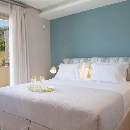 Apartamento Enalion Apartment With Viewboat Dock & Close To Nidri!